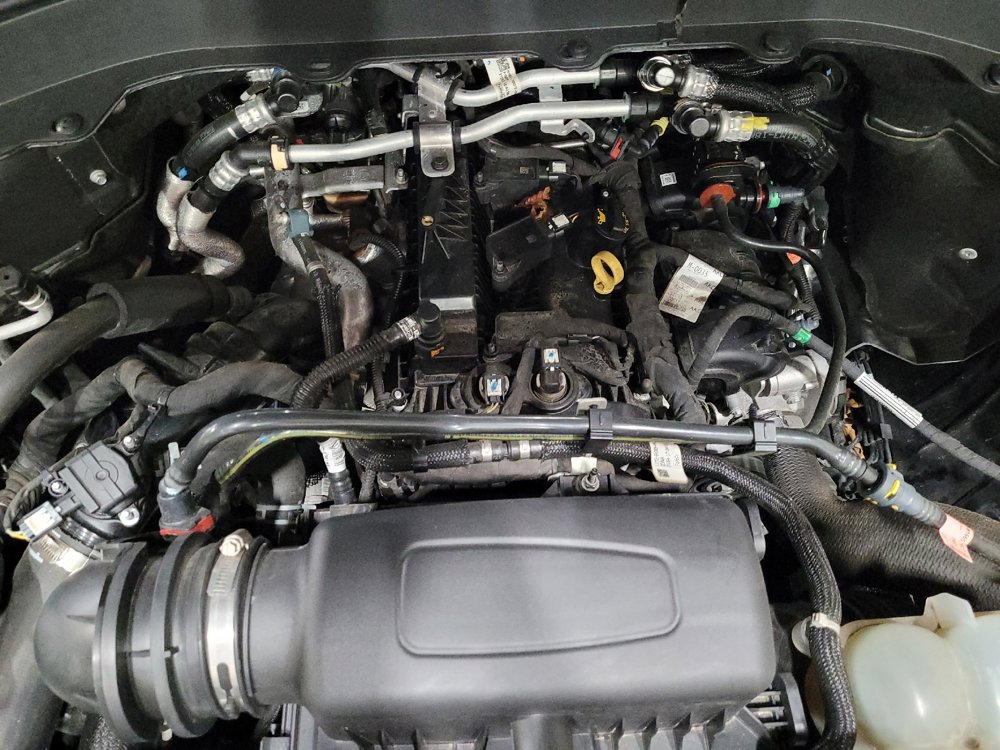 Used 2021 Ford Explorer XLT image 30