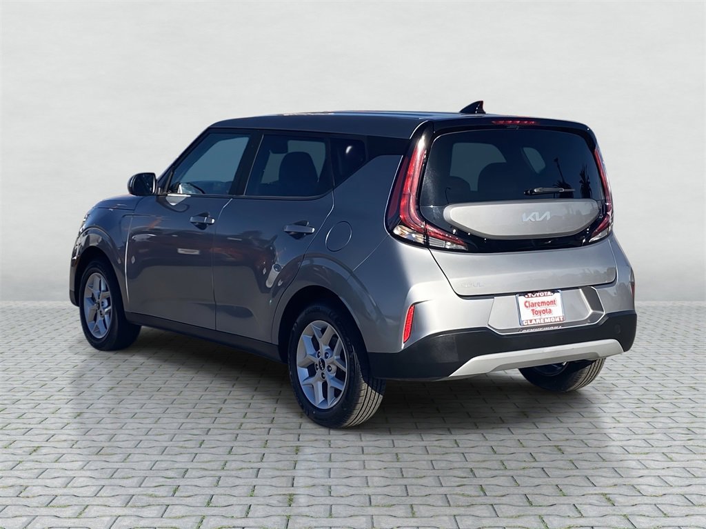 Used 2023 Kia Soul LX w/ Option Group 015 image 4