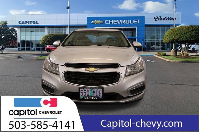 Used 2016 Chevrolet Cruze LT w/ Technology Package image 7