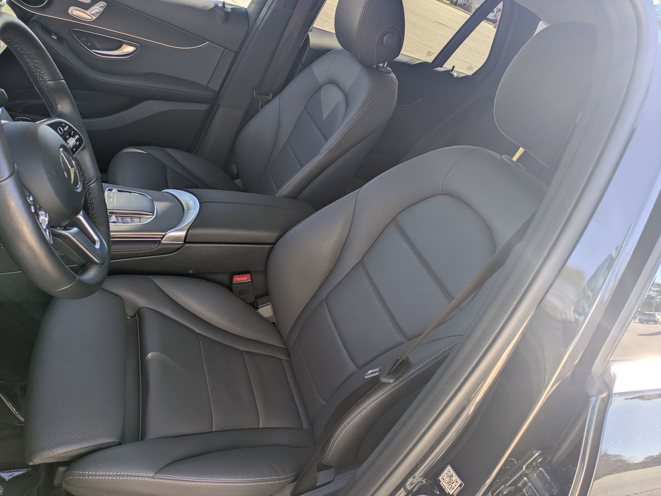 Used 2021 Mercedes-Benz GLC 300 4MATIC image 18