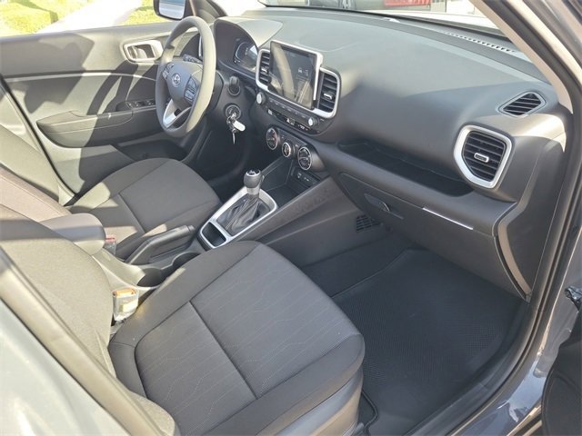 New 2026 Hyundai Venue SE image 16