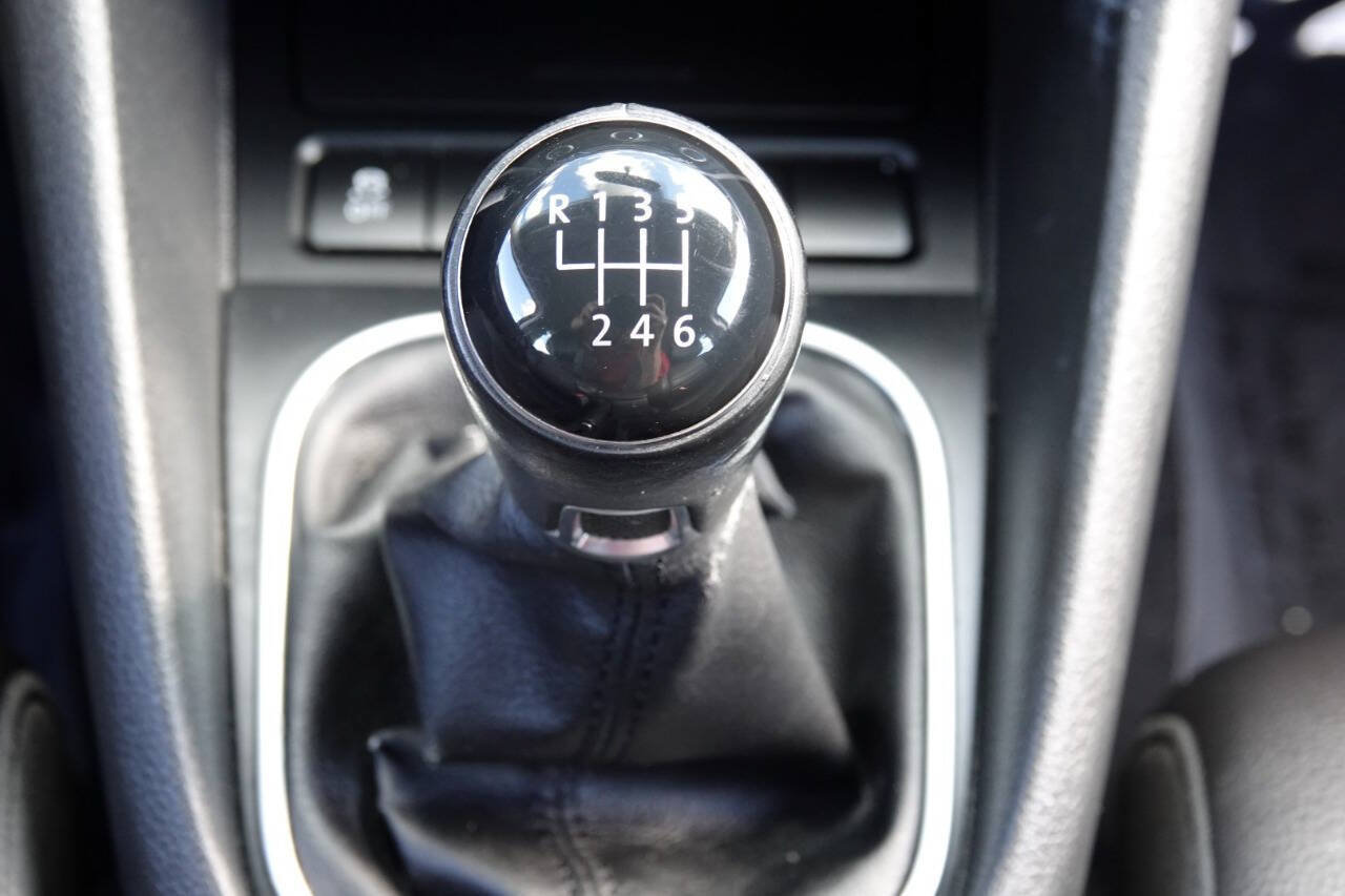 Used 2013 Volkswagen Jetta TDI FWD image 6