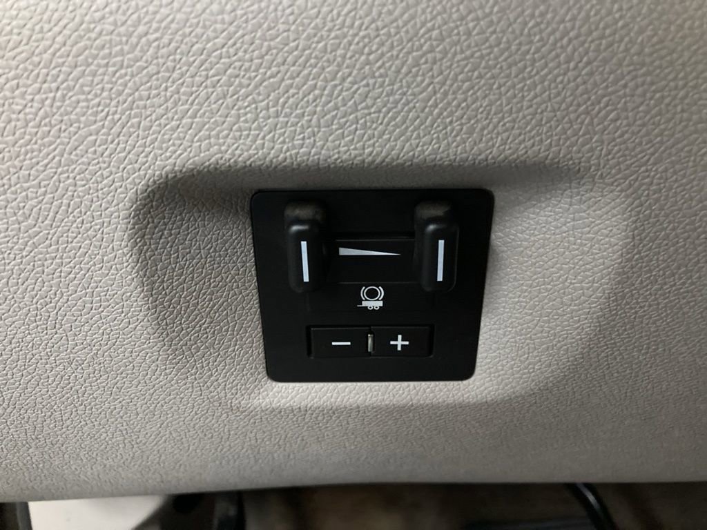 Used 2012 GMC Yukon XL 2500 SLT image 28