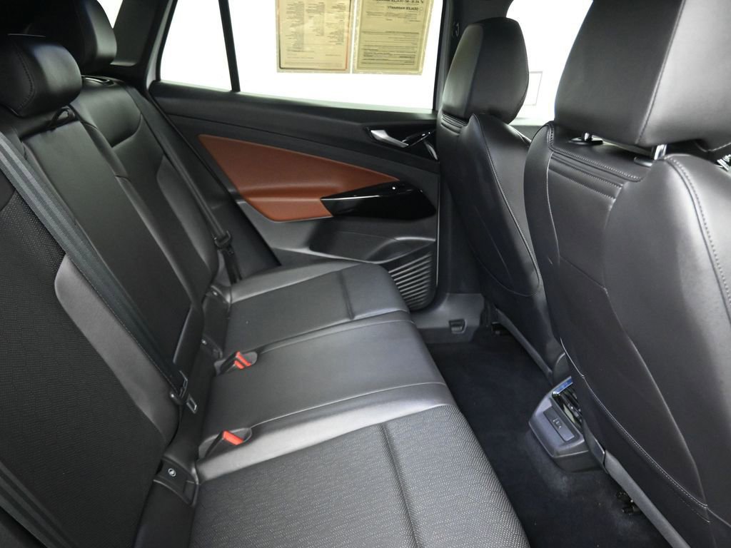 Used 2021 Volkswagen ID.4 Pro S w/ Gradient Package RWD image 12