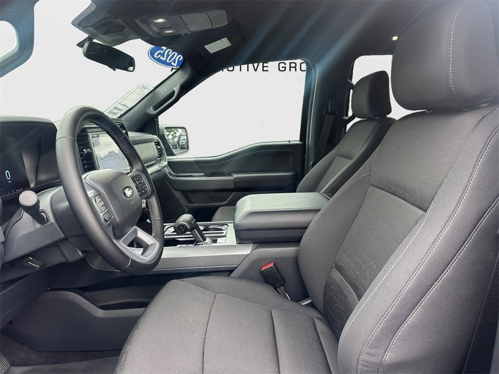 Used 2025 Ford F150 XLT w/ Equipment Group 301A Standard image 24