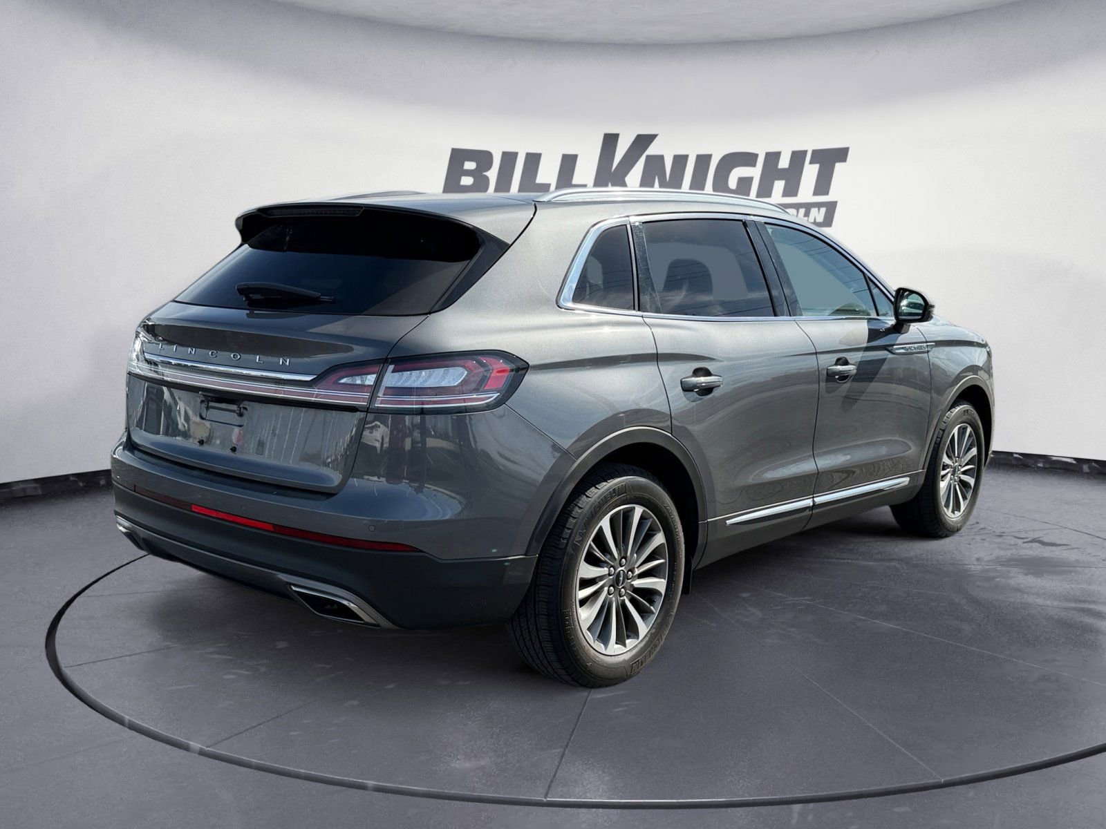 Certified 2023 Lincoln Nautilus Reserve w/ Luxury Package image 5