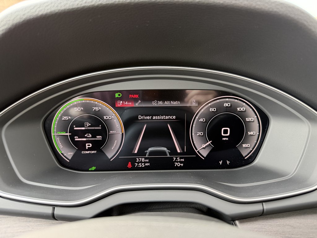 Used 2024 Audi Q5 e Premium w/ Convenience Package AWD/4WD image 19