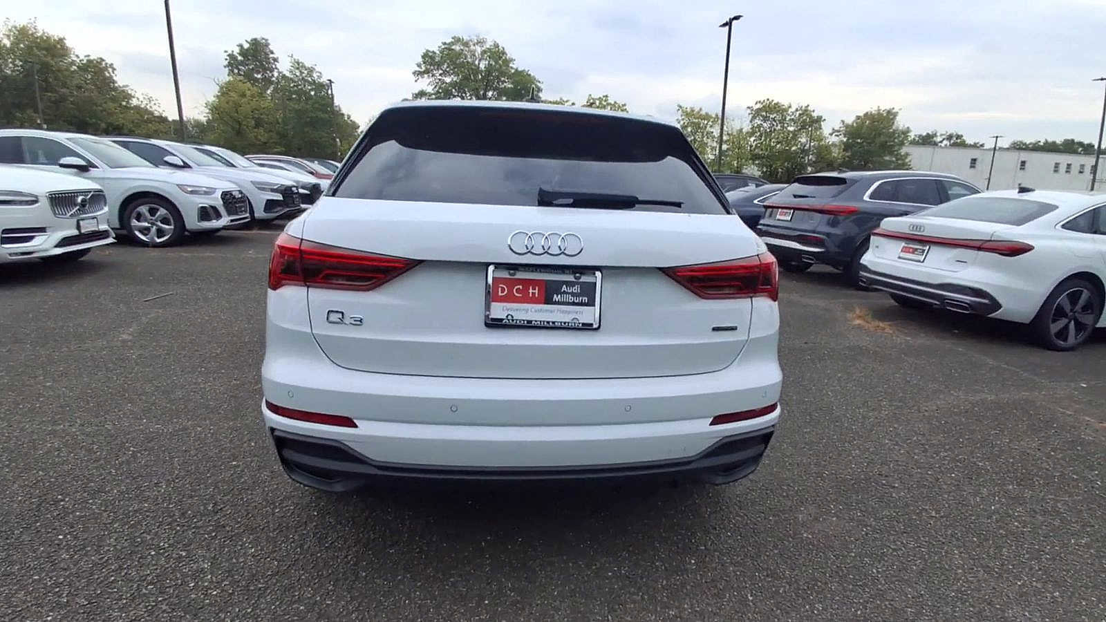 New 2025 Audi Q3 2.0T Premium image 7