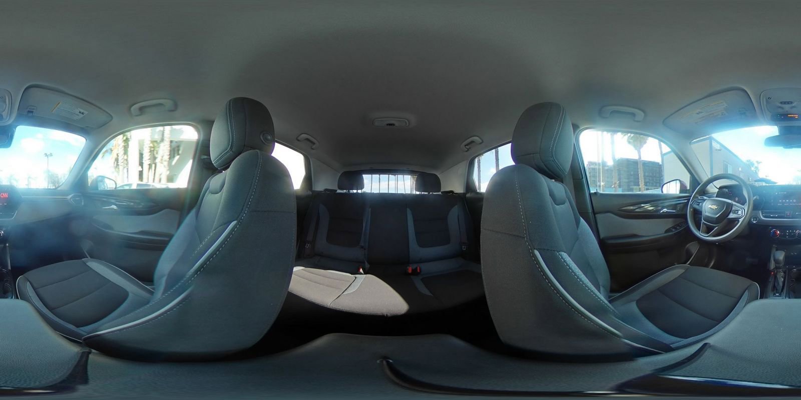 Used 2025 Chevrolet TrailBlazer LT FWD image 41