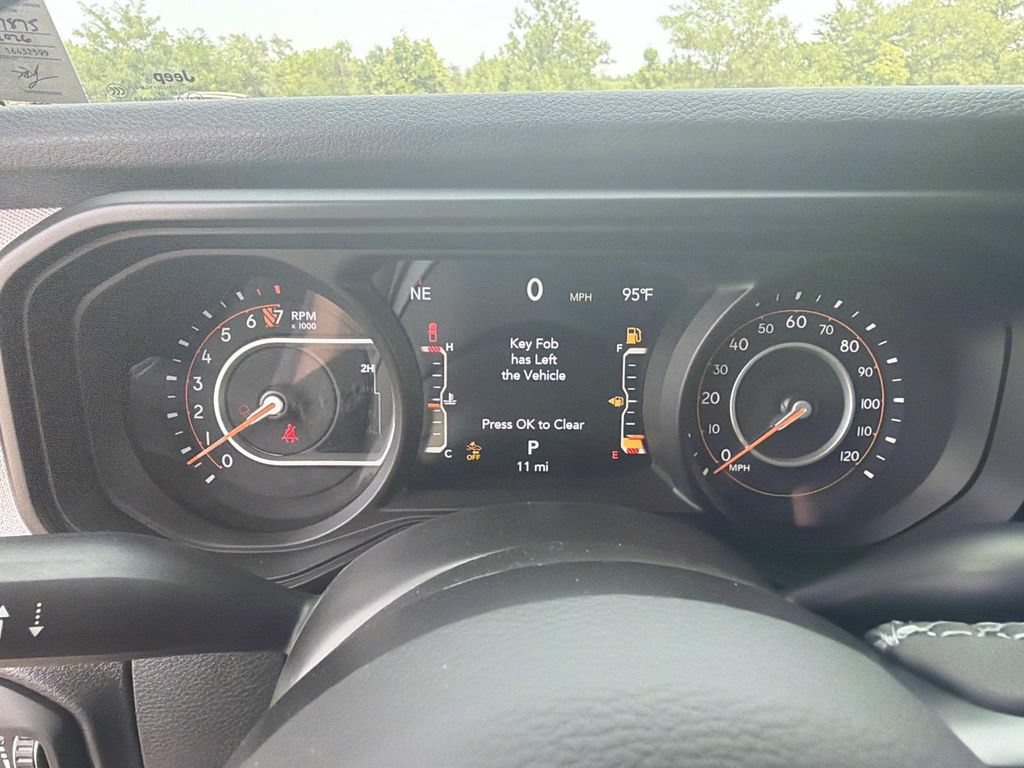 New 2026 Jeep Gladiator Sport AWD/4WD image 13