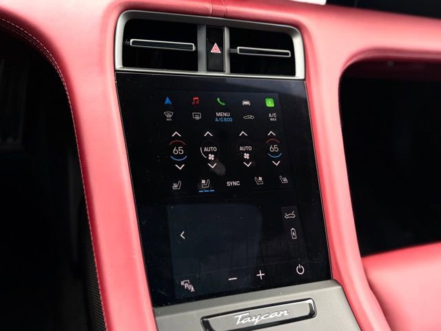 Certified 2021 Porsche Taycan Turbo S image 31