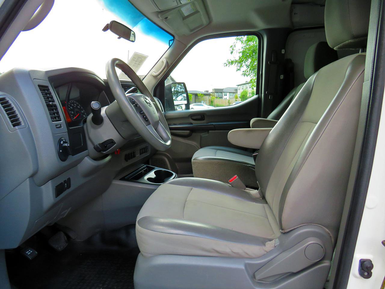 Used 2018 Nissan NV 1500 S w/ Rear Door Glass Package RWD image 13