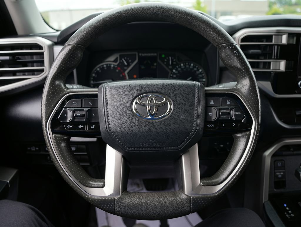 Used 2022 Toyota Tundra SR5 AWD/4WD image 11