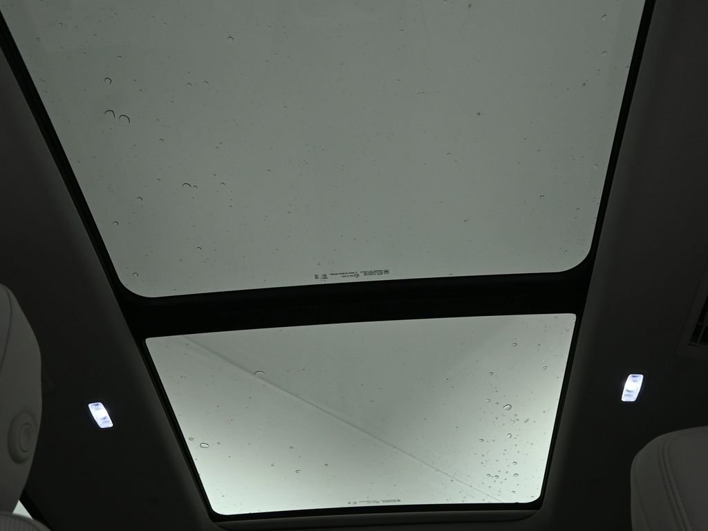 New 2026 Buick Enclave Avenir w/ Super Cruise Package image 17