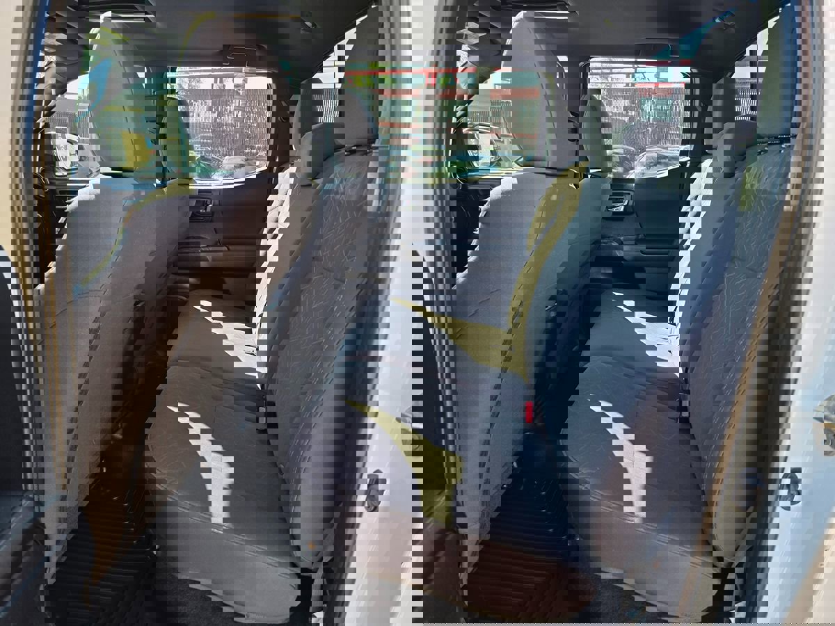 Used 2016 Toyota Tacoma TRD Sport w/ Premium & Technology Package image 26