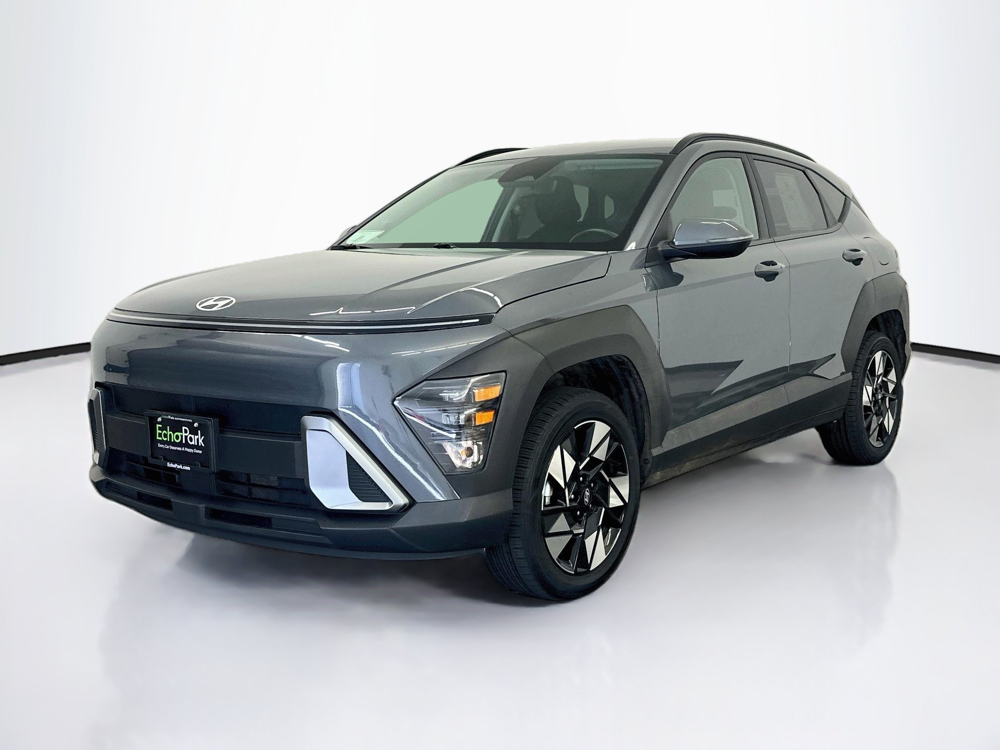 Used 2025 Hyundai Kona SEL AWD/4WD image 3