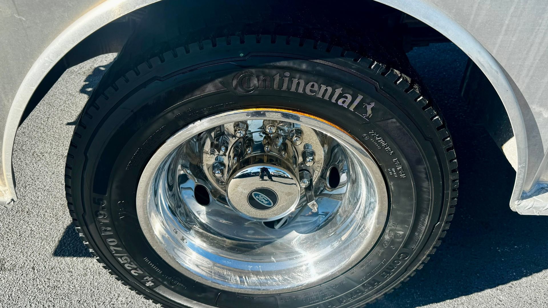 Used 2023 Ford F450 XL w/ Snow Plow Prep Package image 7