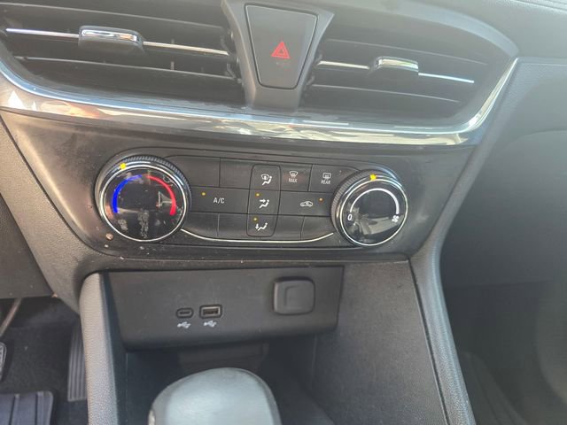 Used 2024 Buick Encore GX Preferred AWD/4WD image 33