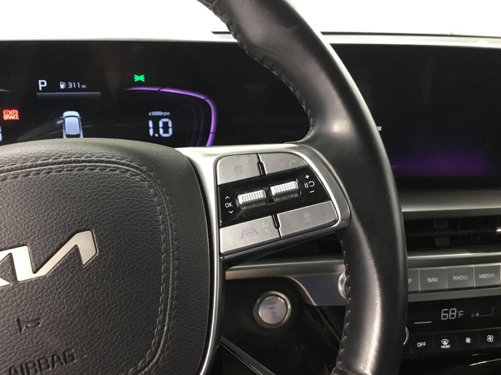Used 2025 Kia Telluride S AWD/4WD image 14