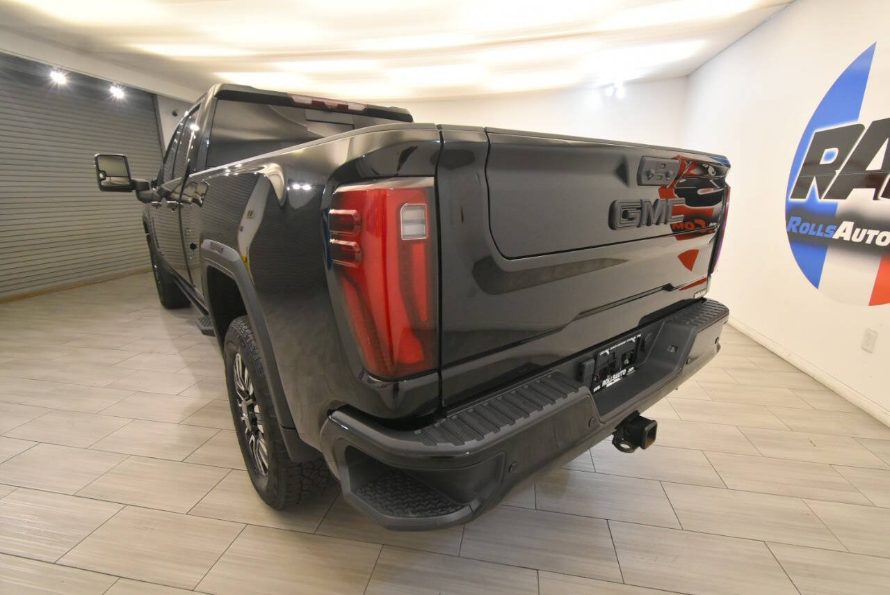 Used 2024 GMC Sierra 2500 Denali Ultimate w/ Max Trailering Package AWD/4WD image 3