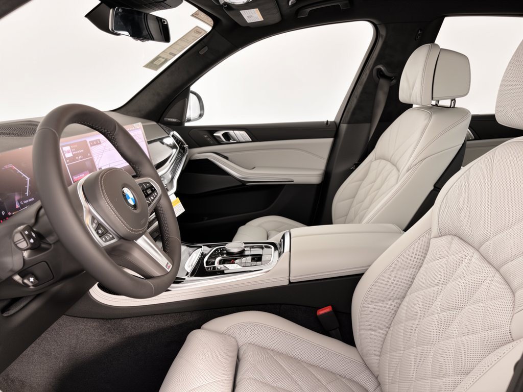 New 2027 BMW X7 xDrive40i w/ M Sport Package AWD/4WD image 5