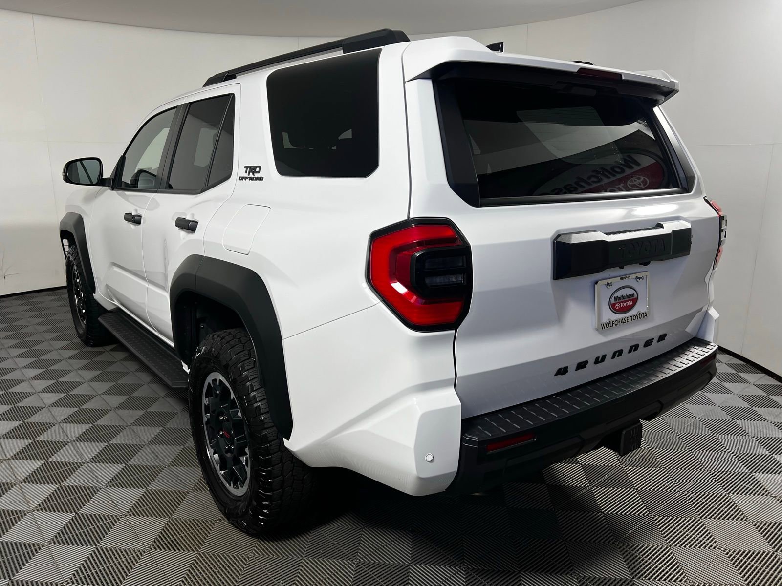 Certified 2025 Toyota 4Runner TRD Off-Road image 7