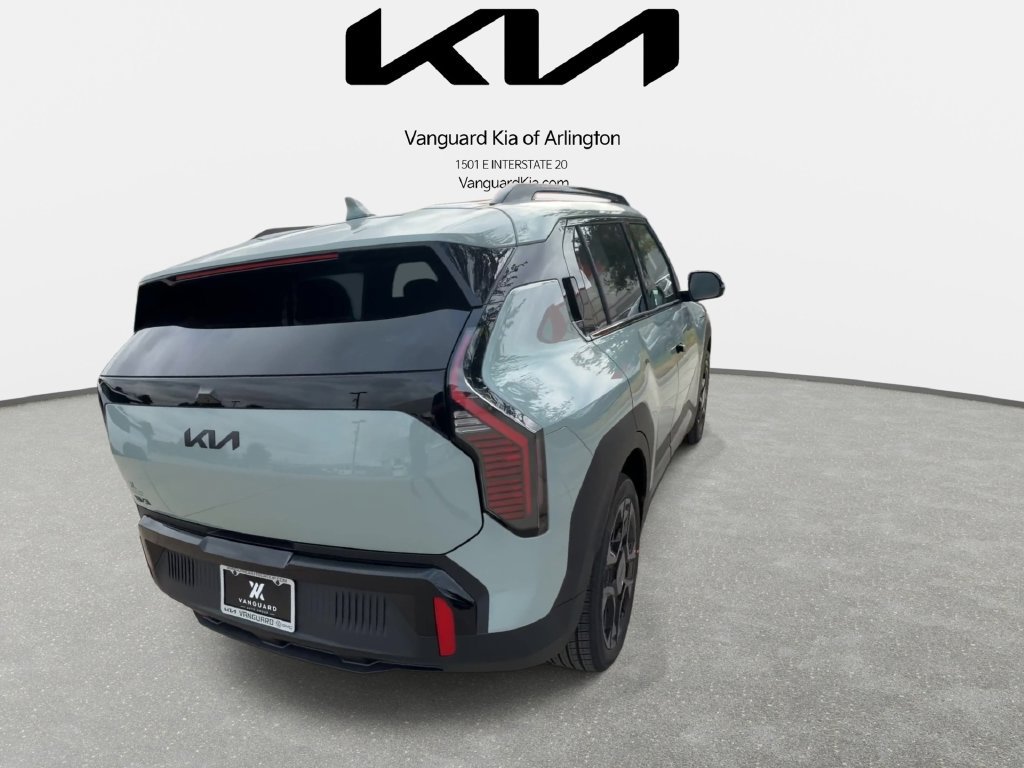 New 2027 Kia EV3 Wind FWD image 9