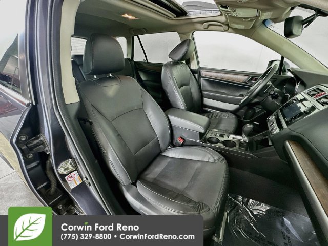 Used 2016 Subaru Outback 2.5i Limited AWD/4WD image 32