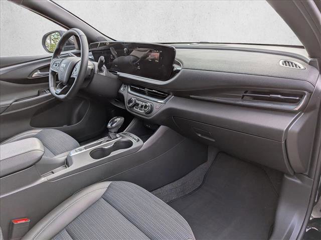 Used 2025 Buick Envista Preferred w/ Convenience I Package image 22