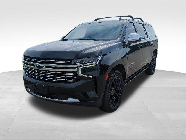 Used 2023 Chevrolet Suburban Premier AWD/4WD image 7