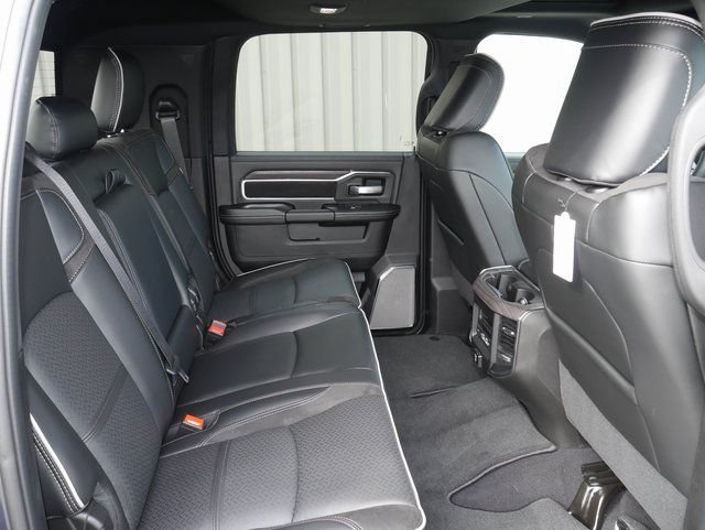 New 2026 RAM 3500 Laramie AWD/4WD image 29