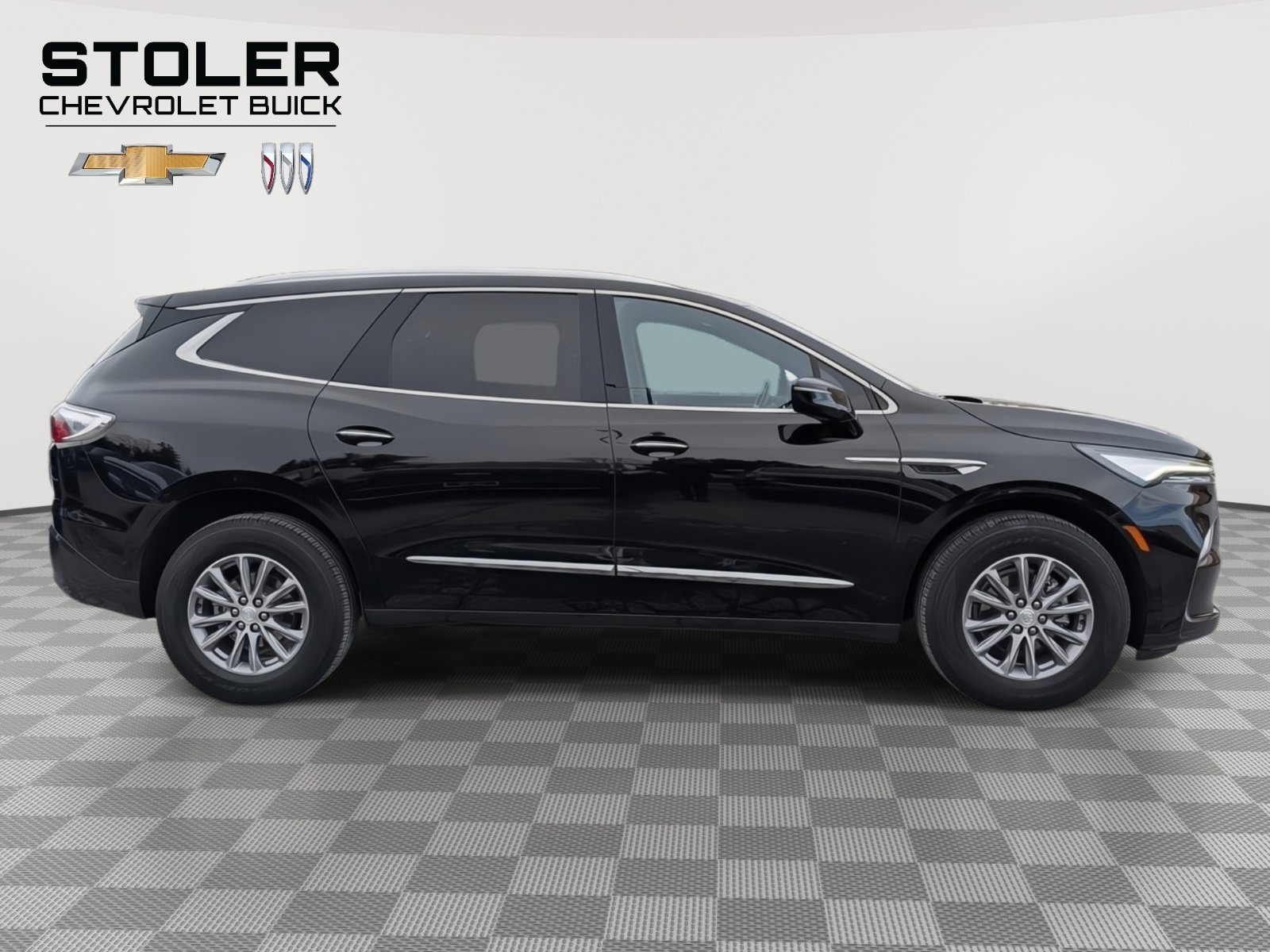 Used 2022 Buick Enclave Essence image 6