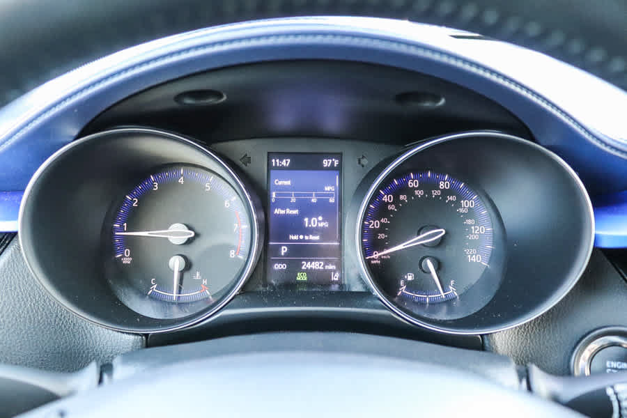 Used 2021 Toyota C-HR XLE FWD image 23