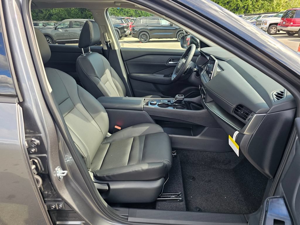 New 2026 Nissan Rogue Dark Armor AWD/4WD image 27