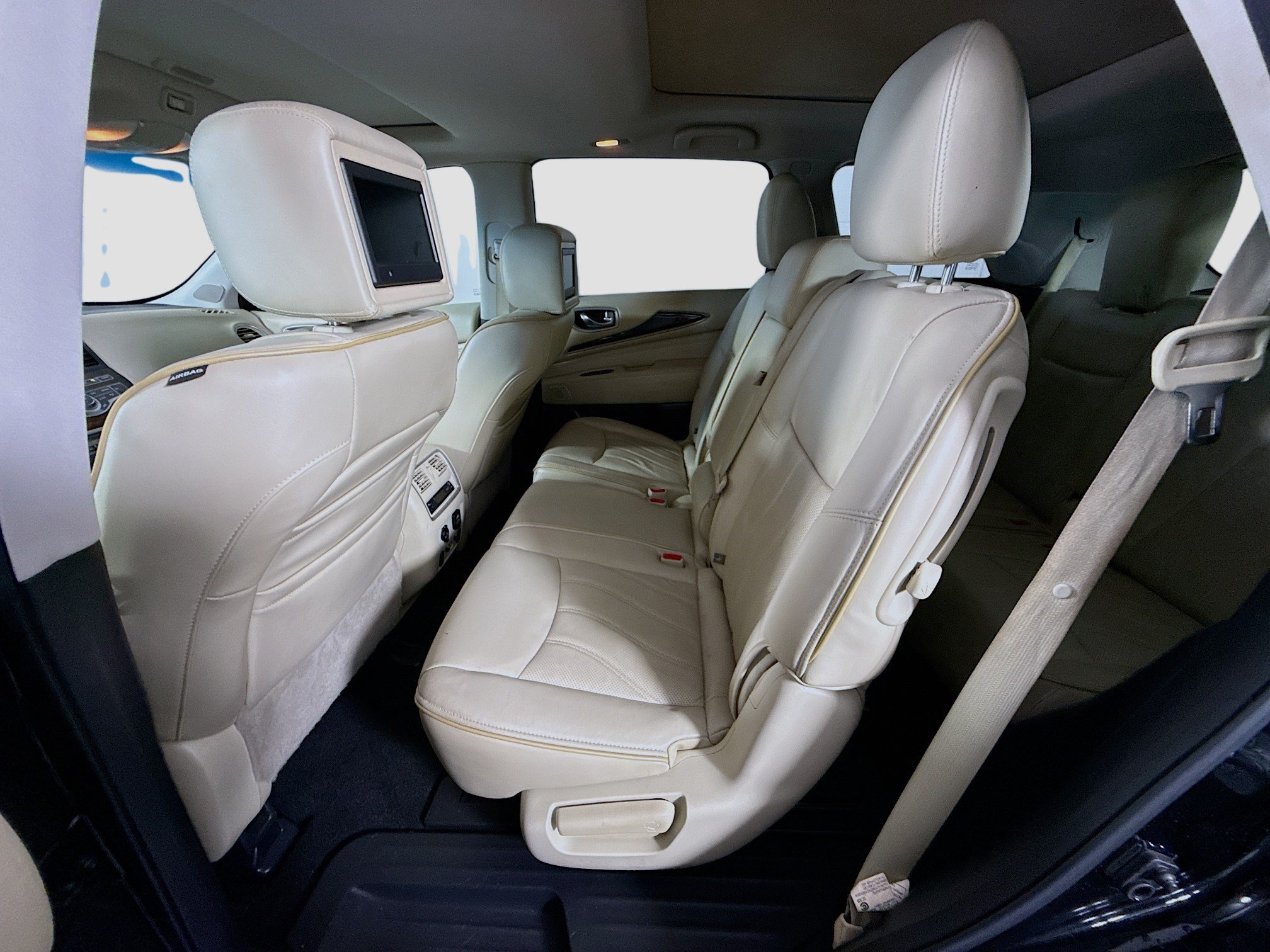 Used 2015 INFINITI QX60 Luxe w/ Deluxe Touring Package AWD/4WD image 25