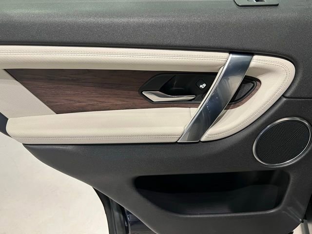 Used 2022 Land Rover Discovery Sport S R-Dynamic image 39