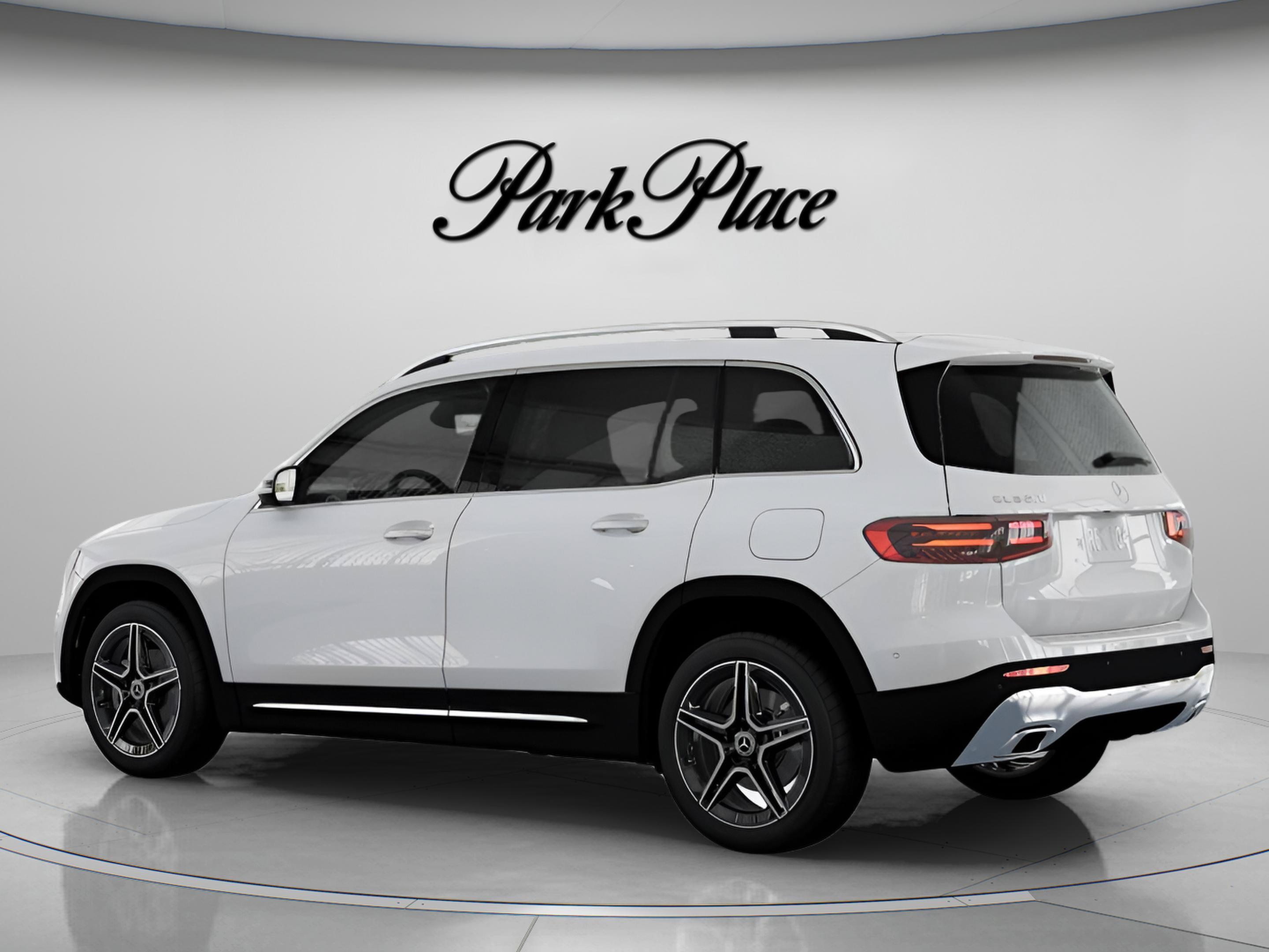 Used 2026 Mercedes-Benz GLB 250 image 12