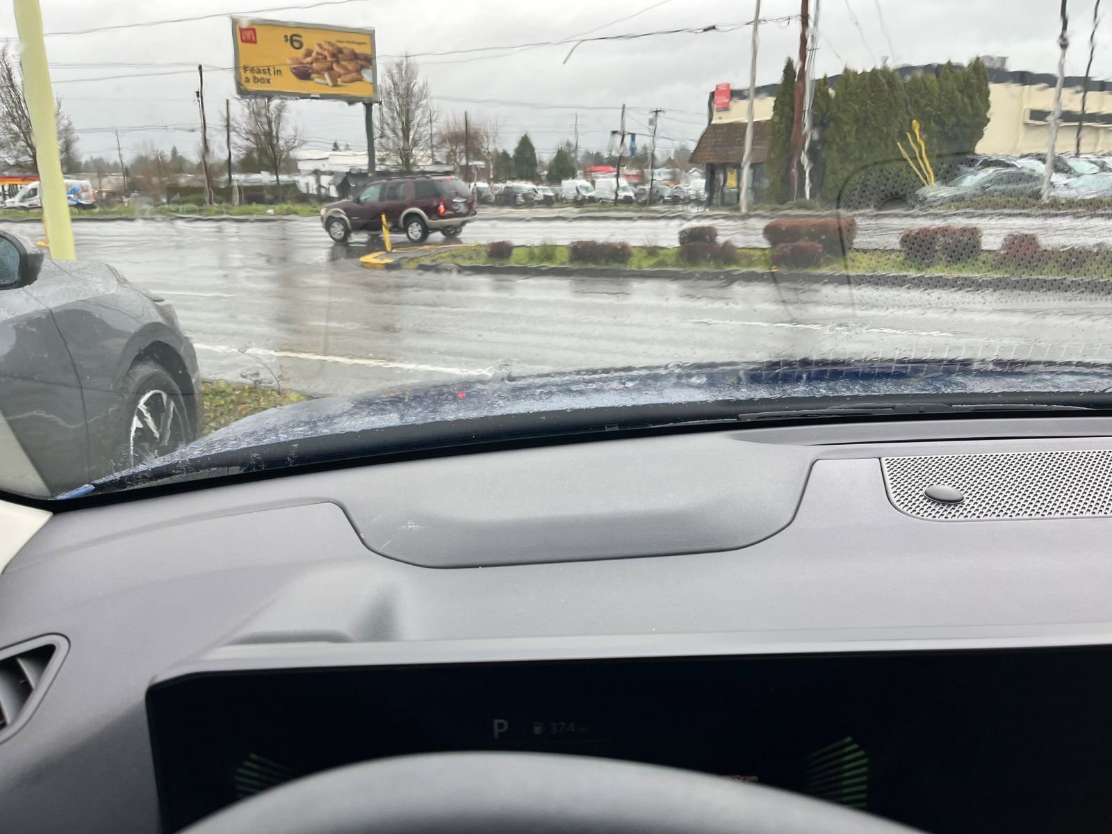 Used 2025 Kia K4 LXS image 33