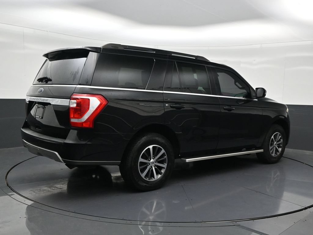 Used 2020 Ford Expedition XLT w/ Equipment Group 201A RWD image 5