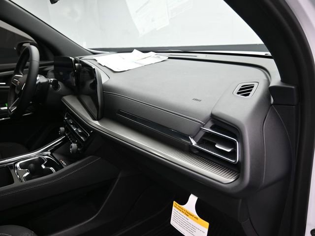 New 2026 Chevrolet Traverse LT w/ LPO, Floor Liner Package image 41
