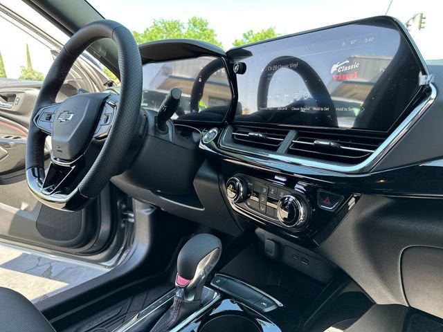 New 2026 Chevrolet Trax RS FWD image 28
