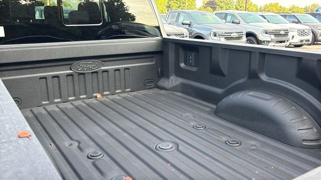 New 2026 Ford F350 XLT w/ XLT Premium Package AWD/4WD image 28