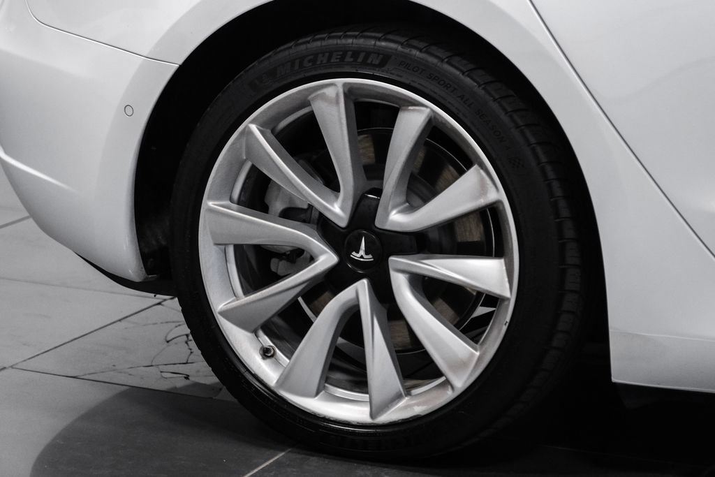 Used 2020 Tesla Model 3 Long Range AWD/4WD image 45