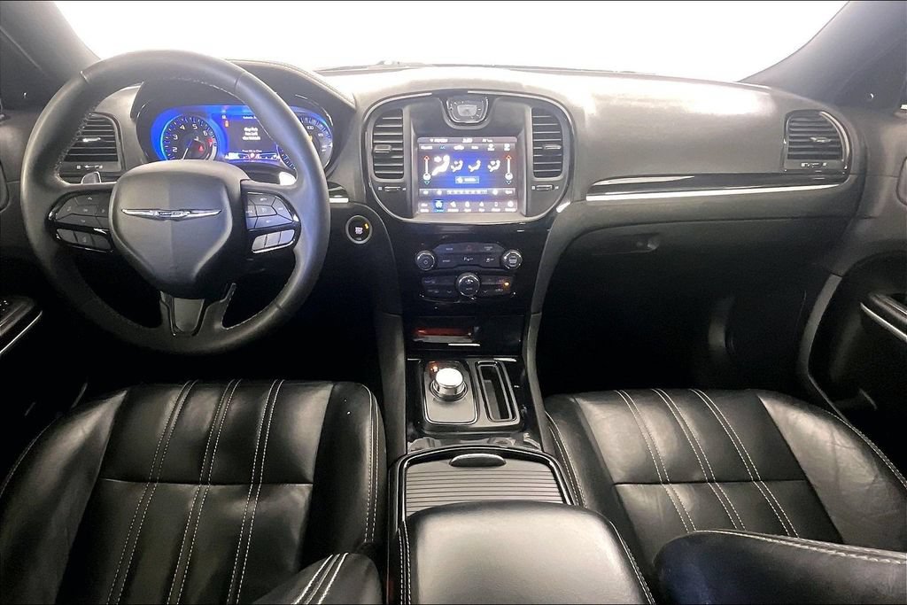 Used 2023 Chrysler 300 S RWD image 17