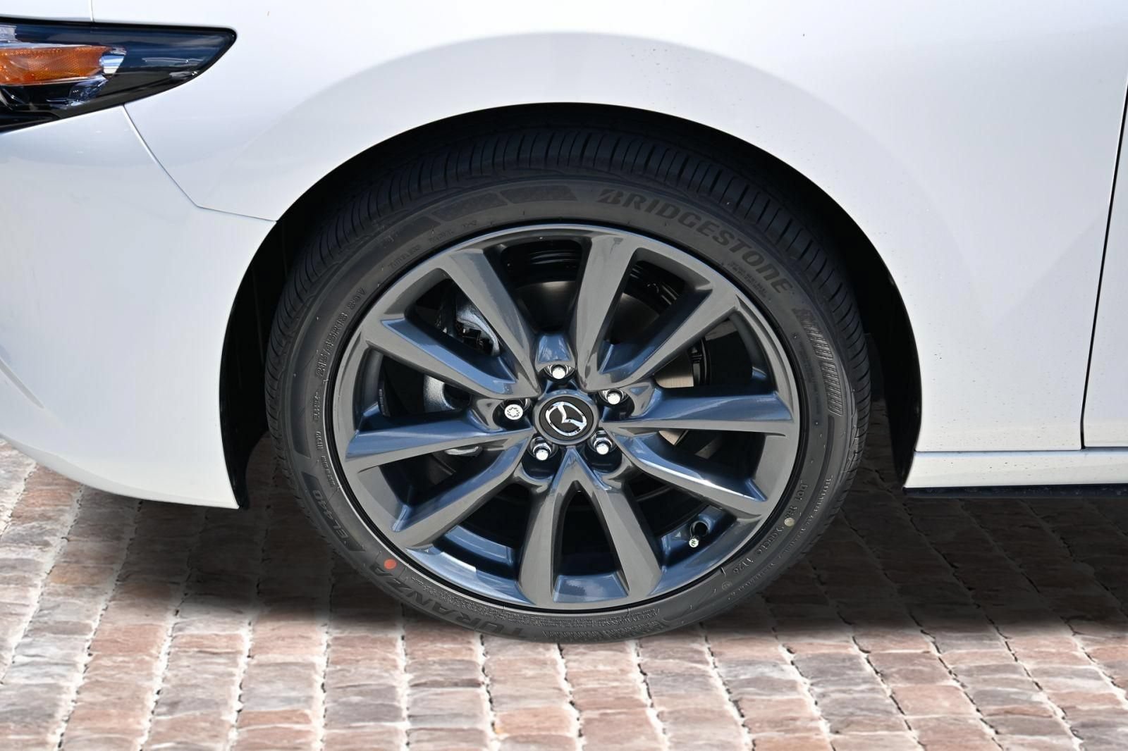 New 2026 MAZDA MAZDA3 s FWD image 32