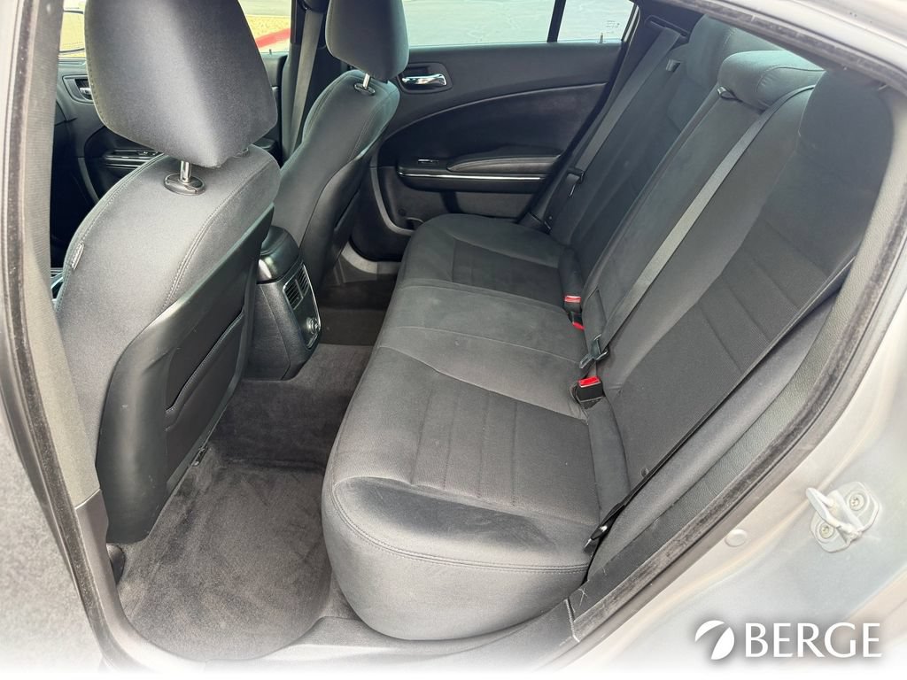 Used 2011 Dodge Charger SE RWD image 27
