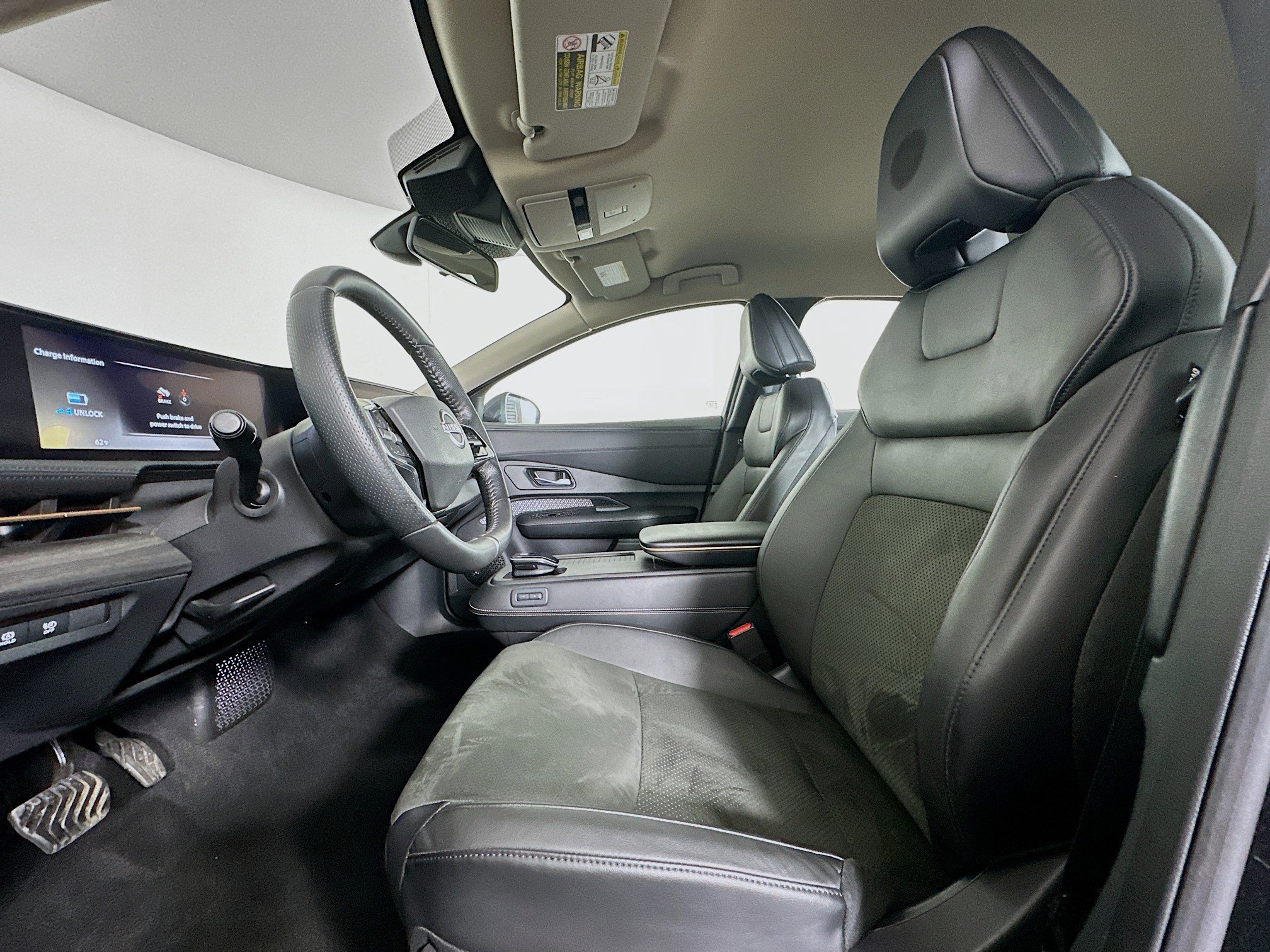 Used 2023 Nissan Ariya FWD image 13