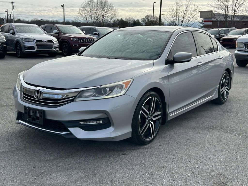 Used 2016 Honda Accord Sport image 7