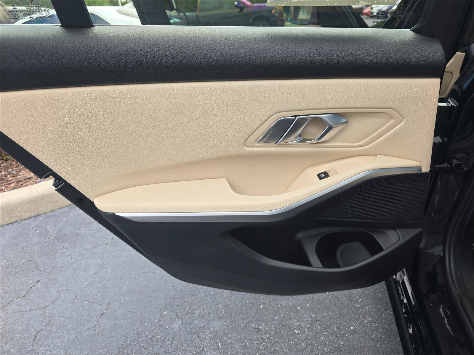 Used 2020 BMW 330i Sedan w/ Convenience Package RWD image 9