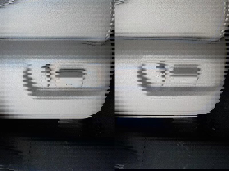 Used 2016 Honda Pilot Elite image 35